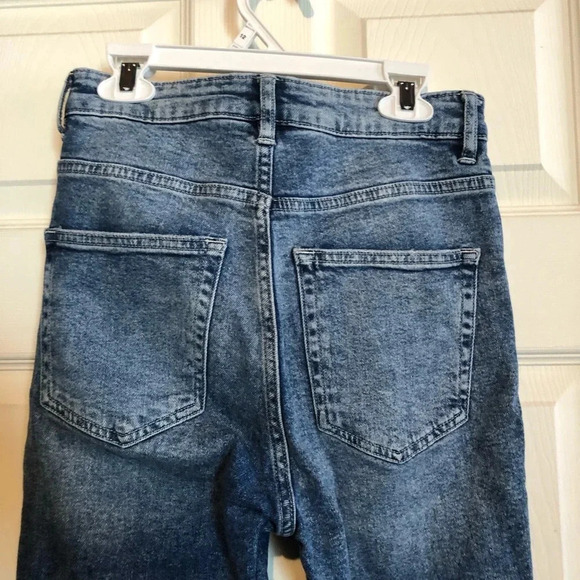 Divided by H&M Jeans Size 4 - Picture 3 of 3